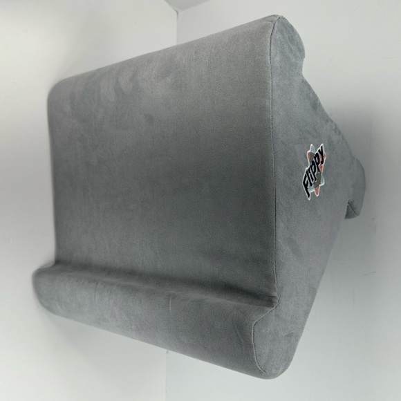 NEW - Flippy Tablet Pillow Stand Holder for Lap, Desk & Bed - Gray - Picture 5 of 6